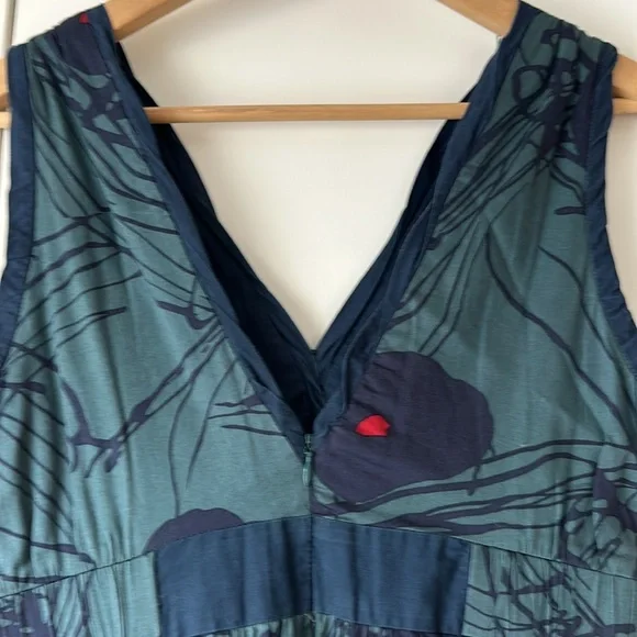 Marc Jacobs Dress. Size 4. - Picture 3 of 5